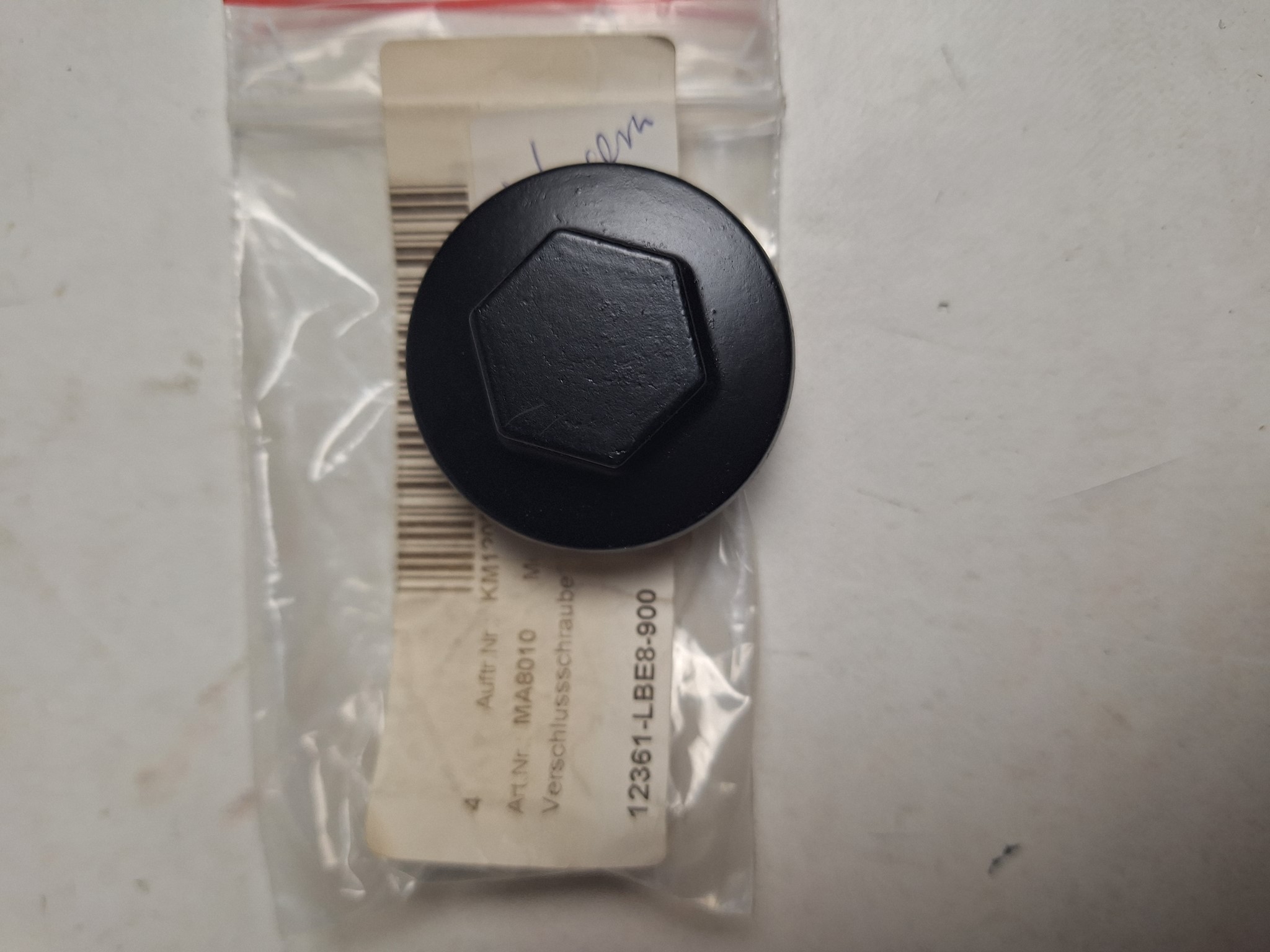 Picture of Kymco  Quannon 125 4T EUROIII  VERSCHLUSSCHRAUBE  12361-LBE8-900